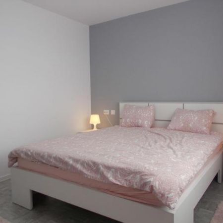 Apartament Tanya Targoviste Exterior photo